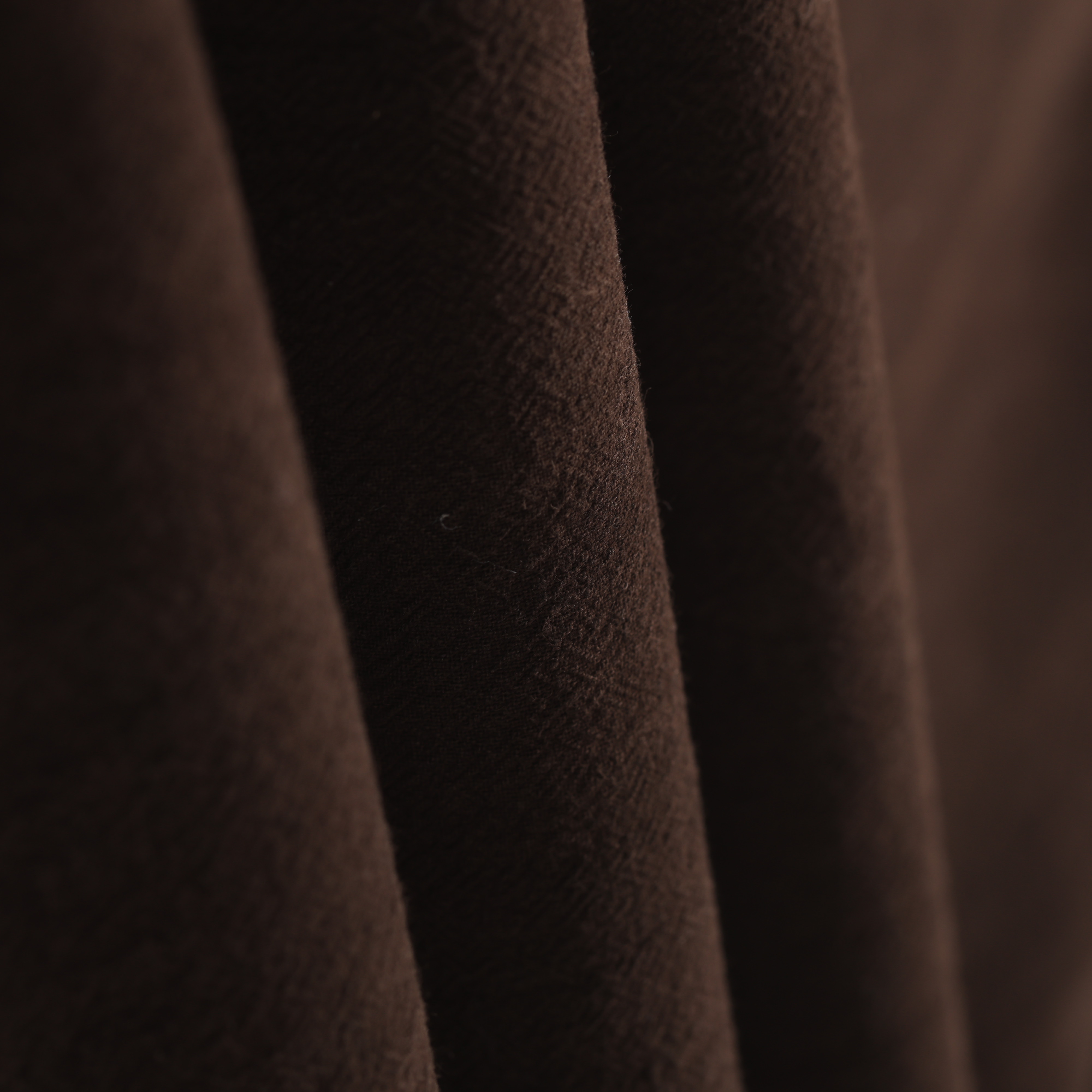 AMAMI MUD DYED CLOSE UP